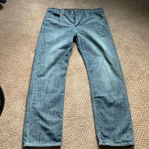 Men’s Levi’s jeans